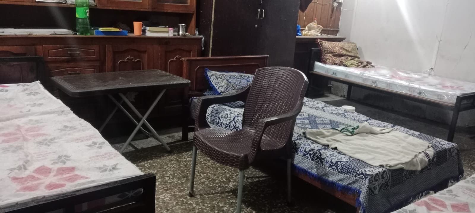 AlKhair Boys Hostel G-9/1 Islamabad – furnished room