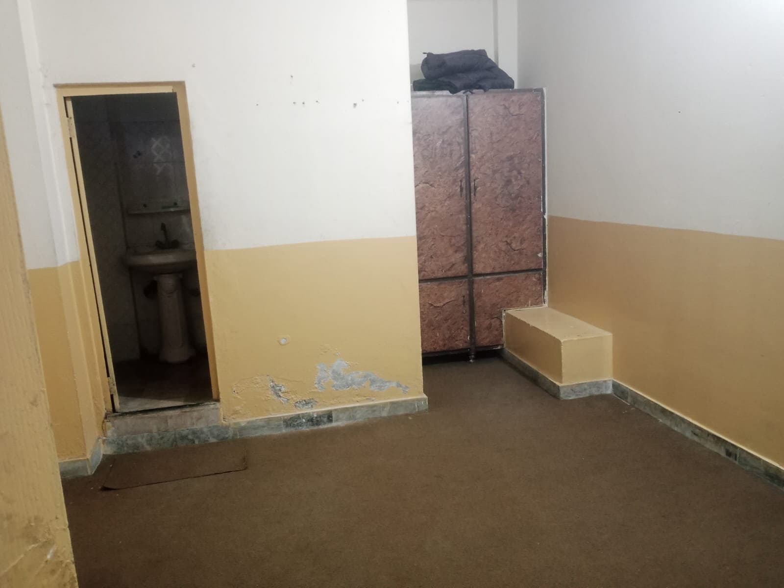 AlKhair Boys Hostel National Market Chandni Chowk Rawalpindi – room